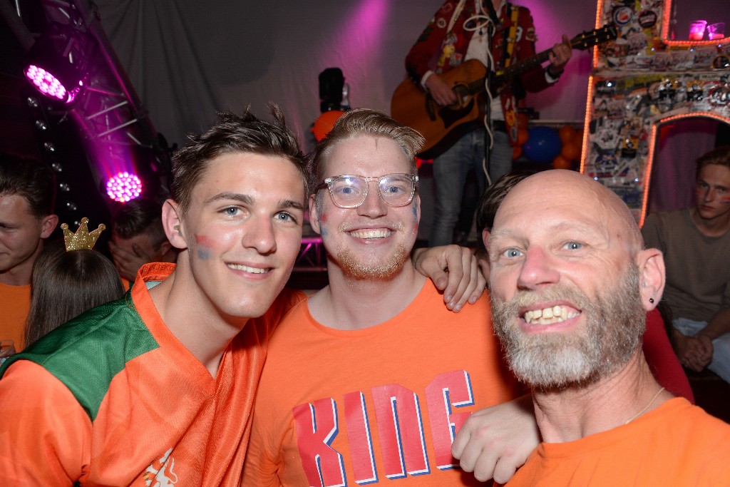 ../Images/Koningsnacht 2019 in VdG 150.jpg